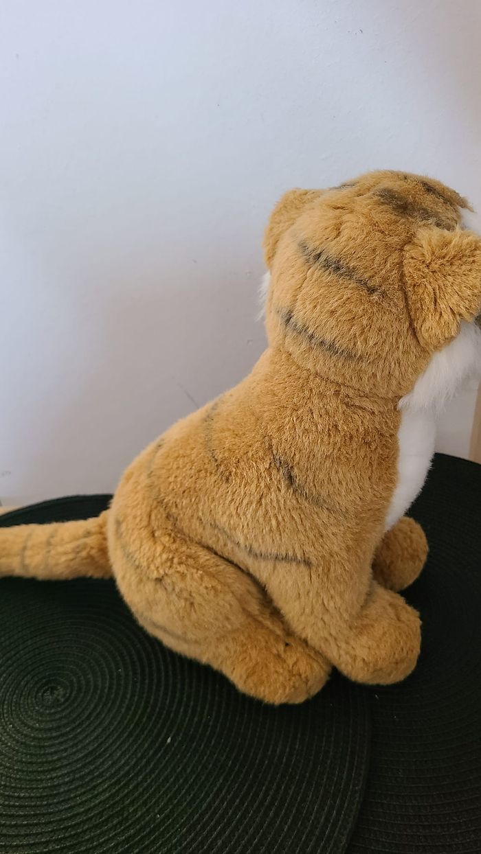 Peluche lion marron assis 30 cm - photo numéro 4