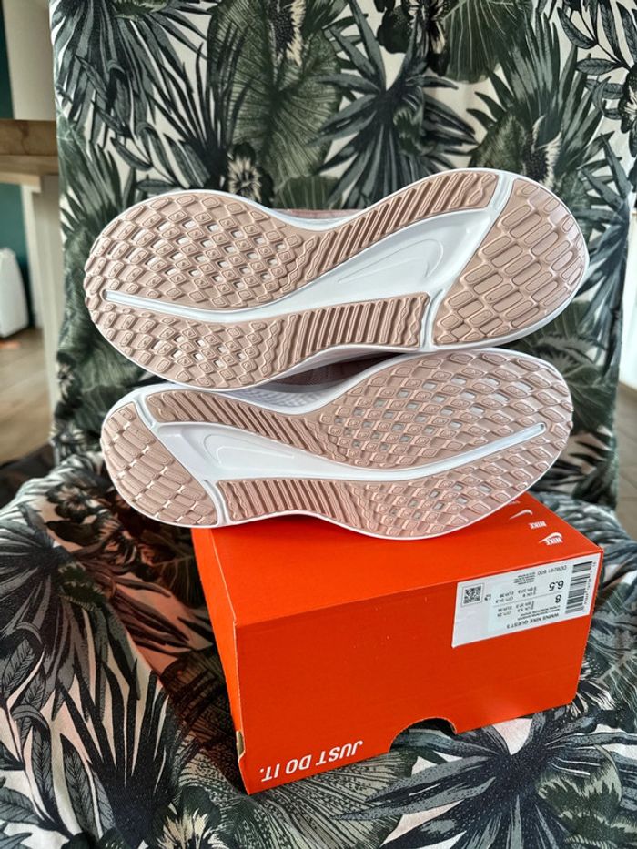 Wmns Nike Quest 5 - photo numéro 4