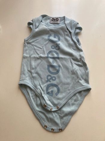 Body bleu manches courtes Dolce & Gabbana 3/6 mois