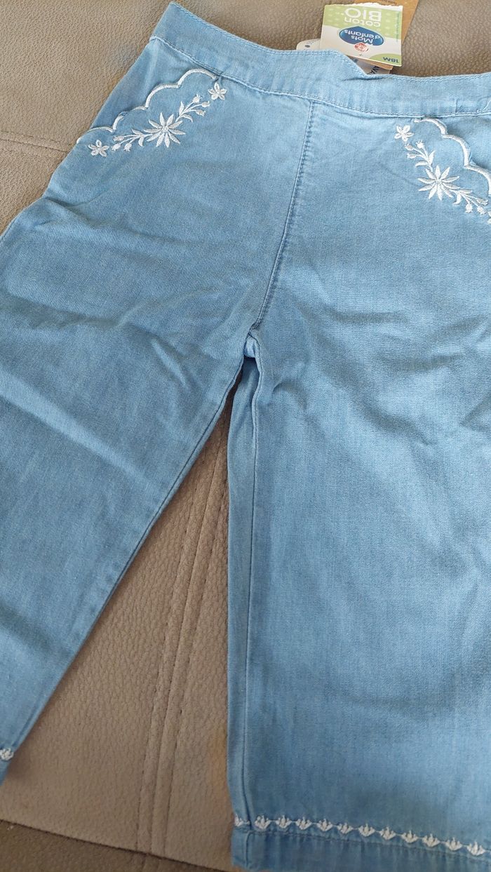 Neuf jeans pantalon enfant bébé 18 mois