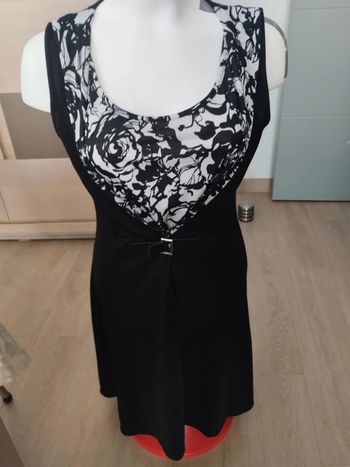 Robe chic femme taille 42 44 ligne à suivre