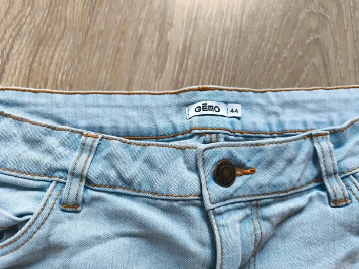 Short en jean Gémo 44 - photo numéro 2