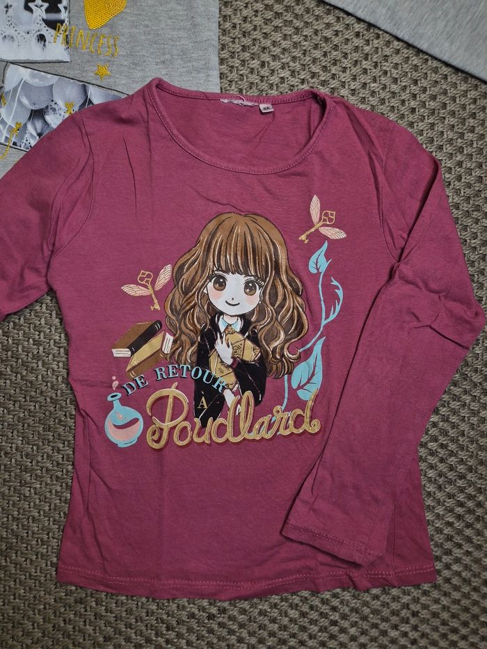 Lot de 2 t-shirts ML "Poudlard" et "Princess party" fille - 8 ans - photo numéro 2
