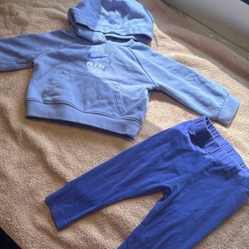 Ensemble Nike