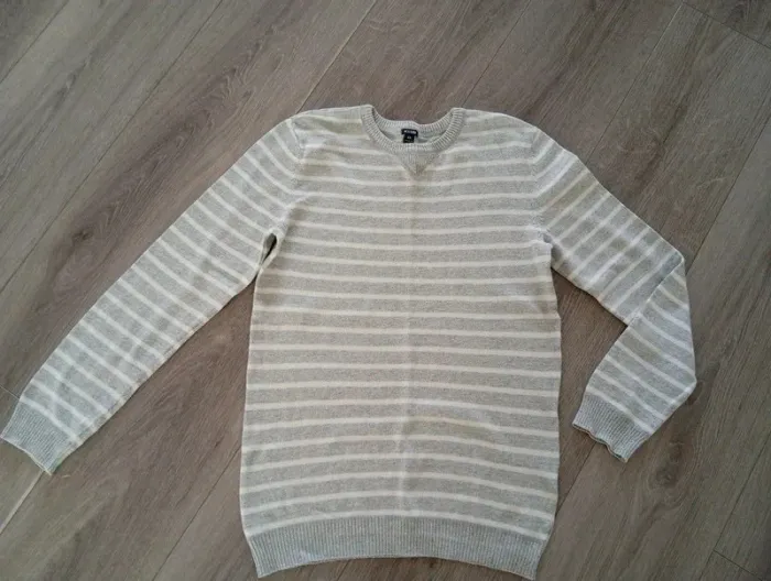 Pull en coton col V