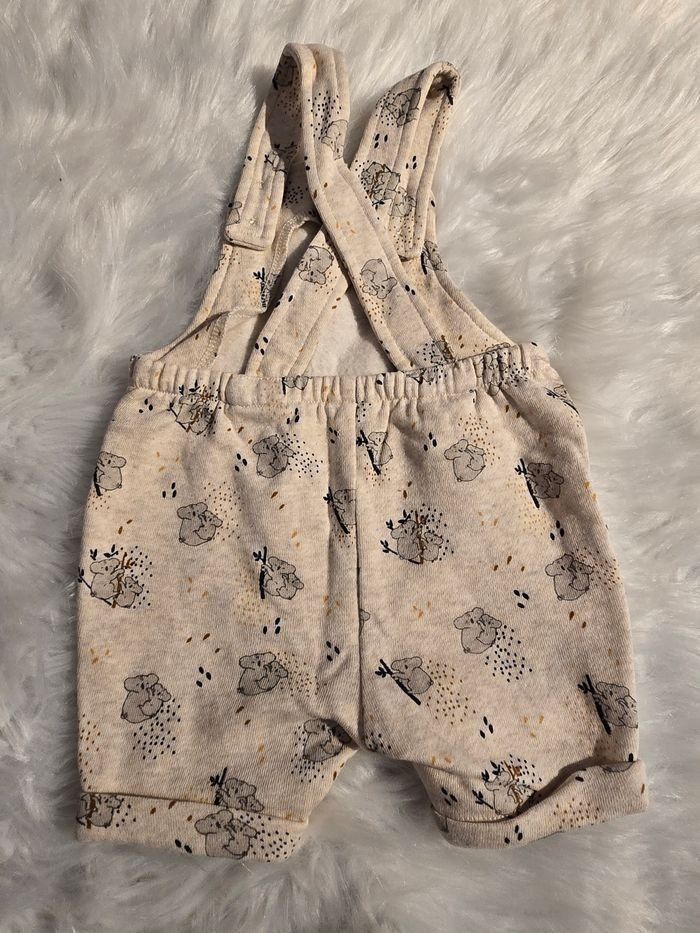 Neuve non portée 💙😍🤩 salopette courte 3 mois garçon 💙😍🤩 - photo numéro 2