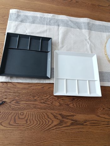Lot de 2 assiettes
