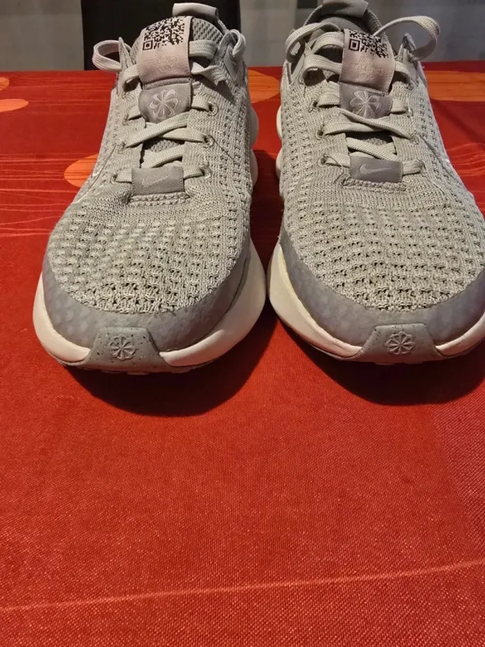 Chaussure de sport - photo numéro 4