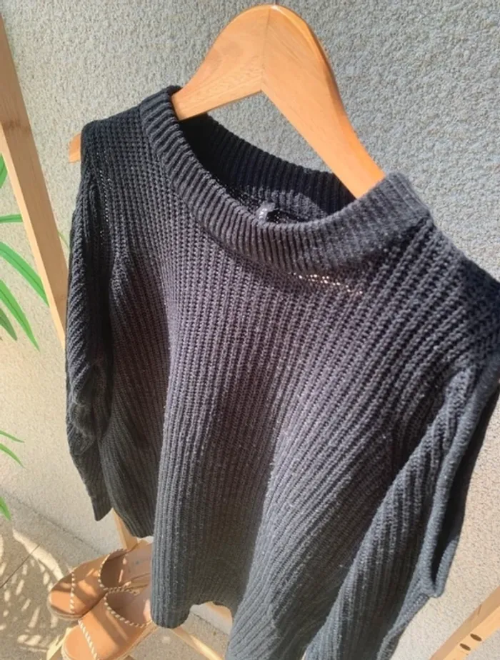 Pull en maille noir - photo numéro 3