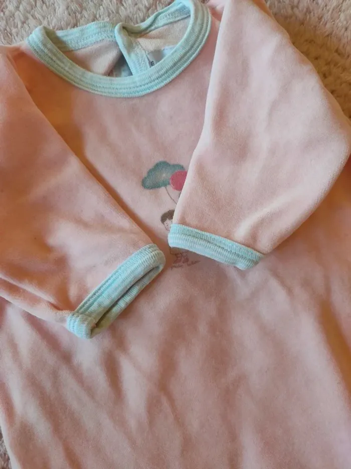 Pyjama Petit Bateau taille 3 mois - photo numéro 2