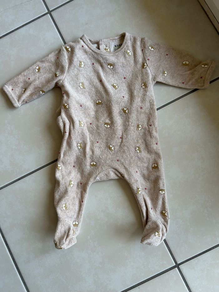 Lot 4 pyjamas velours mixtes 3 mois Kiabi - photo numéro 3