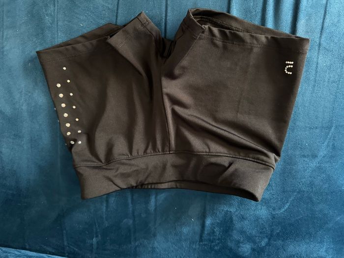 Vêtements gym fille taille 8 ans - photo numéro 4
