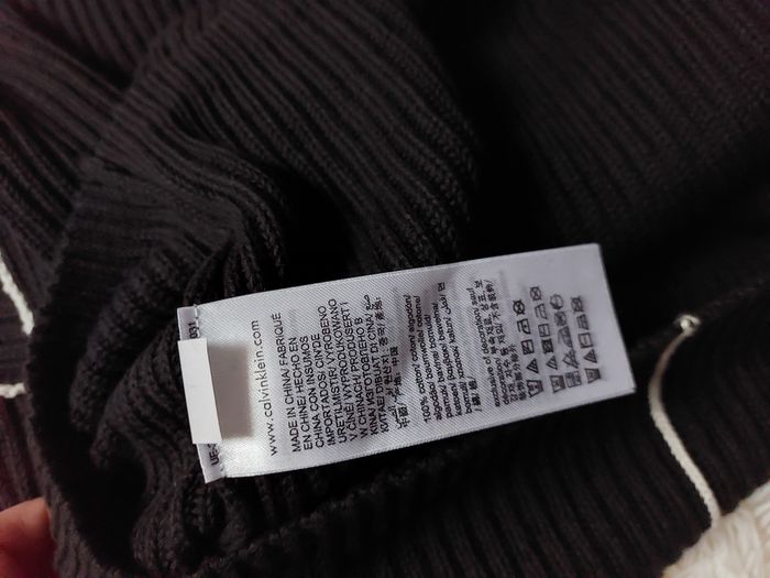 Pull Calvin Klein - photo numéro 6