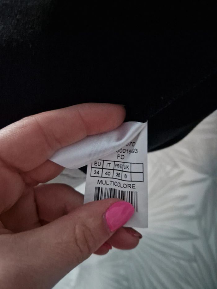 Jolie robe chic Naf Naf taille 36 - photo numéro 8