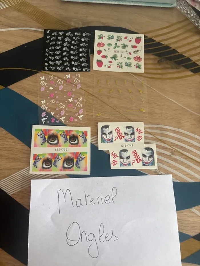 Lot stickers ongles