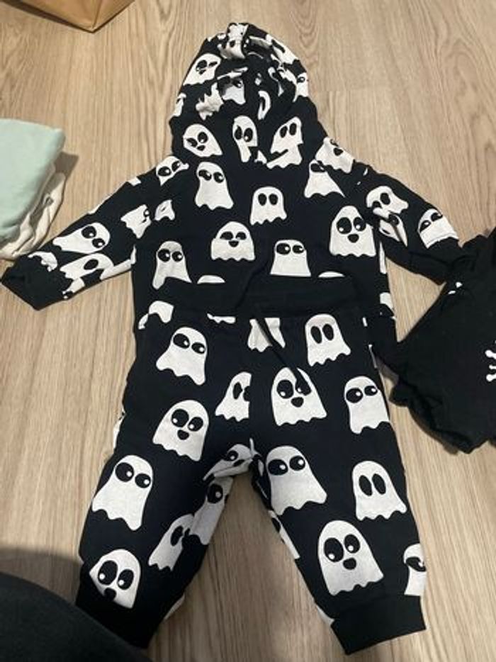 Gros Lot vêtement garçon 6 mois (plus de 70 pièces) - photo numéro 4