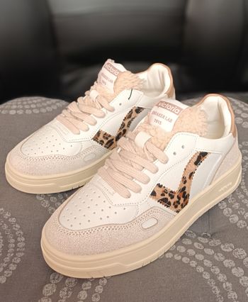 Baskets Femme Victoria, seul efecto piel animal. Pointure 36. Neuves