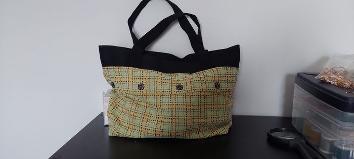 Sac fourre tout recyclé à partir d'un jean et chemise à carreaux - photo numéro 2