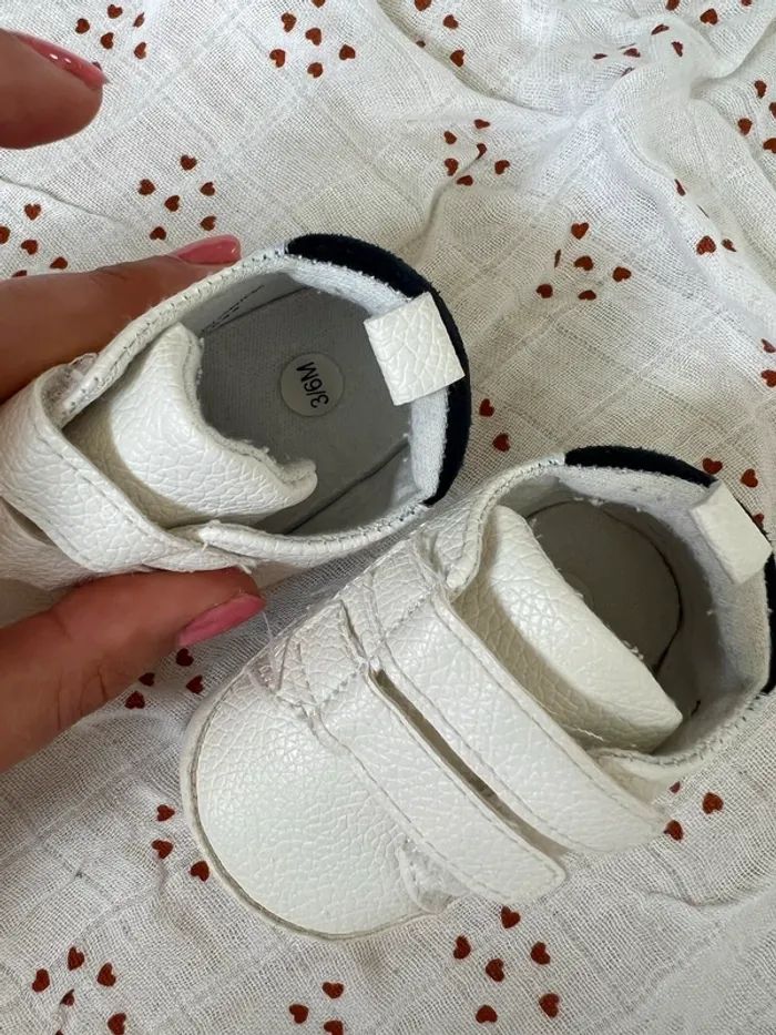 Chaussure bébé - photo numéro 3