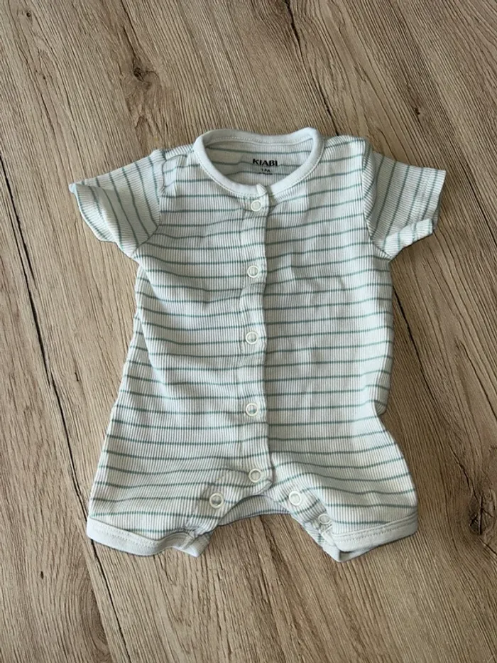 tenue - photo numéro 2