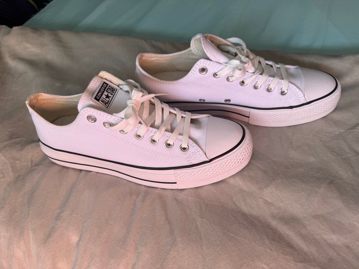 Converse Blanche - photo numéro 3