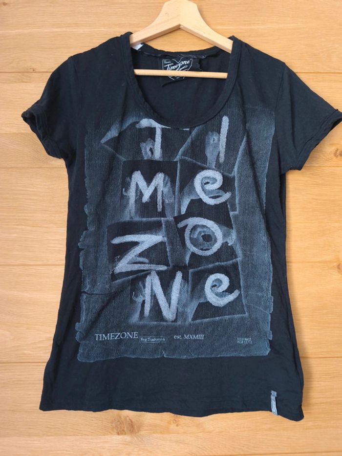 T-shirt noir