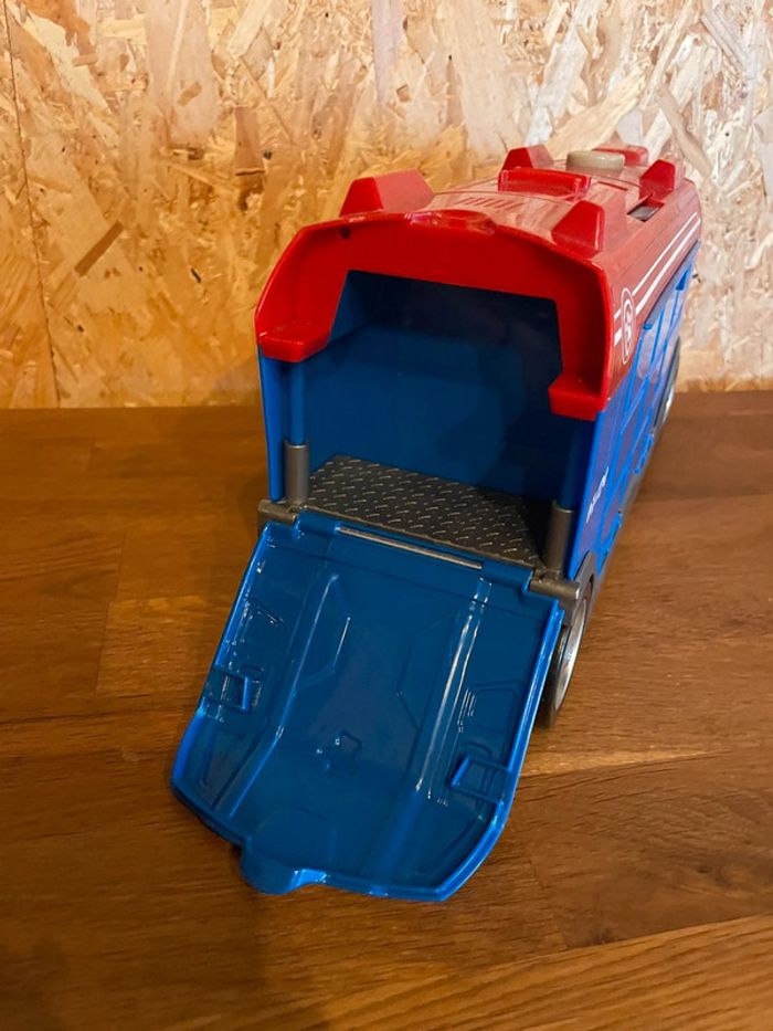 Camion Mission Cruiser sonore avec sa carte magique avec 9 personnages - photo numéro 9