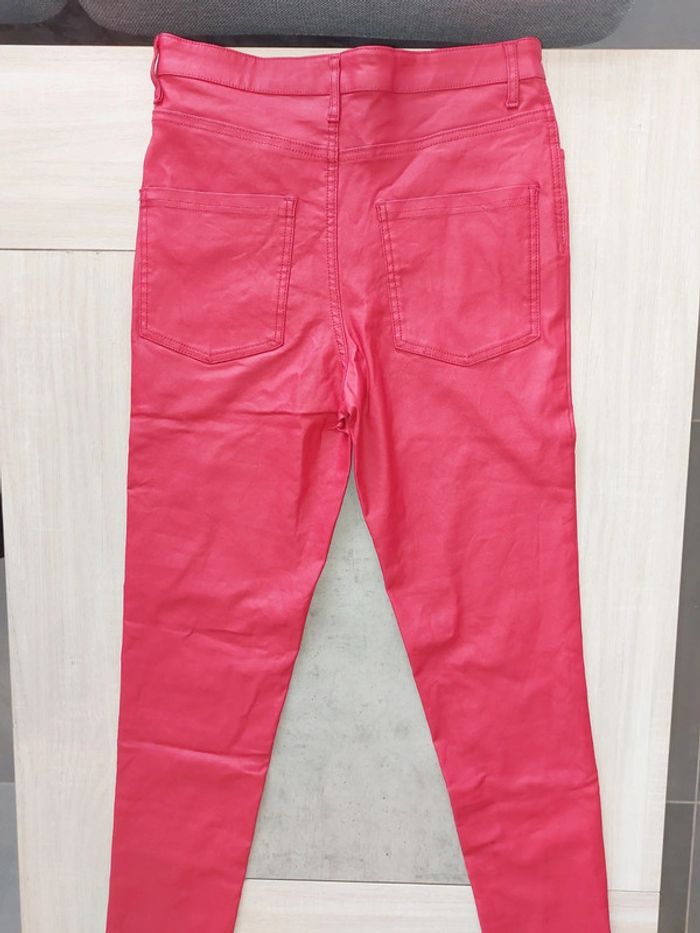Pantalon simili cuir / Calzedonia / 14 ans - photo numéro 4