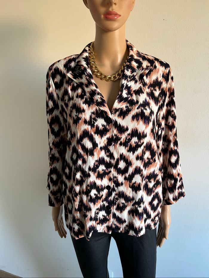 Blouse léopard neuve à manches longues Vila taille 36 (valeur 45€)
