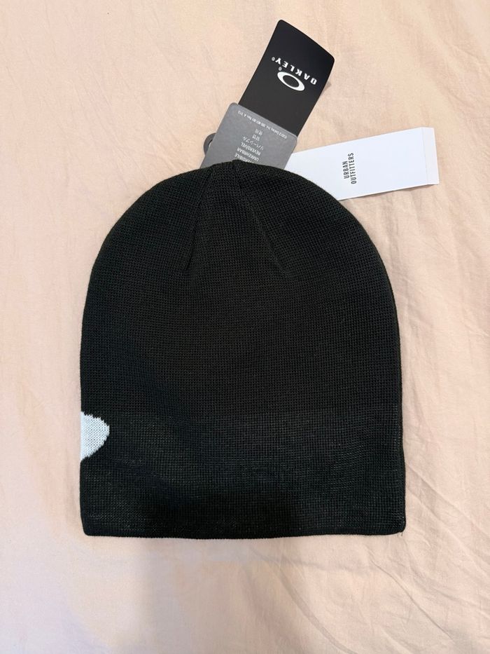 Bonnet Oakley réversible à éclipse noir - photo numéro 4