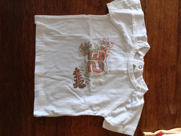 Lot de 9 t shirt taille 6 mois - photo numéro 8