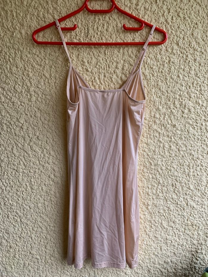 Fond de robe Yamamay taille 36 - photo numéro 4