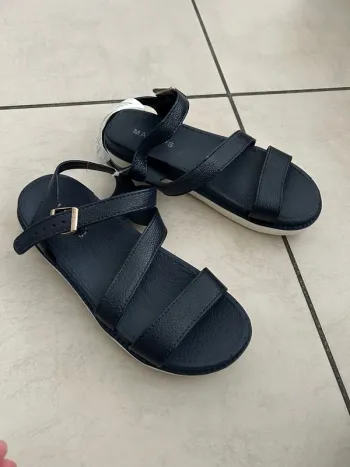 Sandale taille 38 calzadoliu
