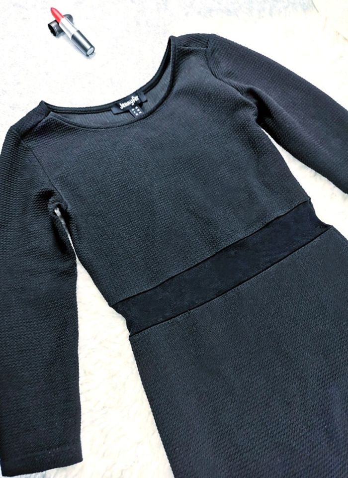 Robe moulante noire à manches longues ajourée à la taille- T.XS ou T.34 🖤 - photo numéro 2