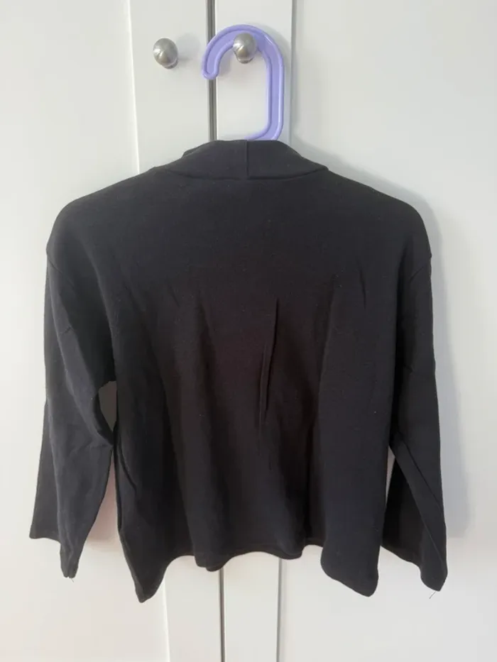 Sous pull Zara 5/4 ans noir - photo numéro 2