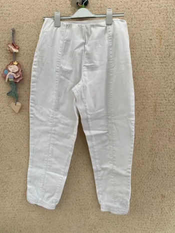 Beau pantalon élastique 44 blanc pantacourt 3/4