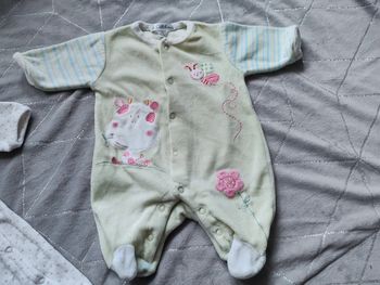 Pyjama grenouillère velours bébé fille Kitchoun 50 cm