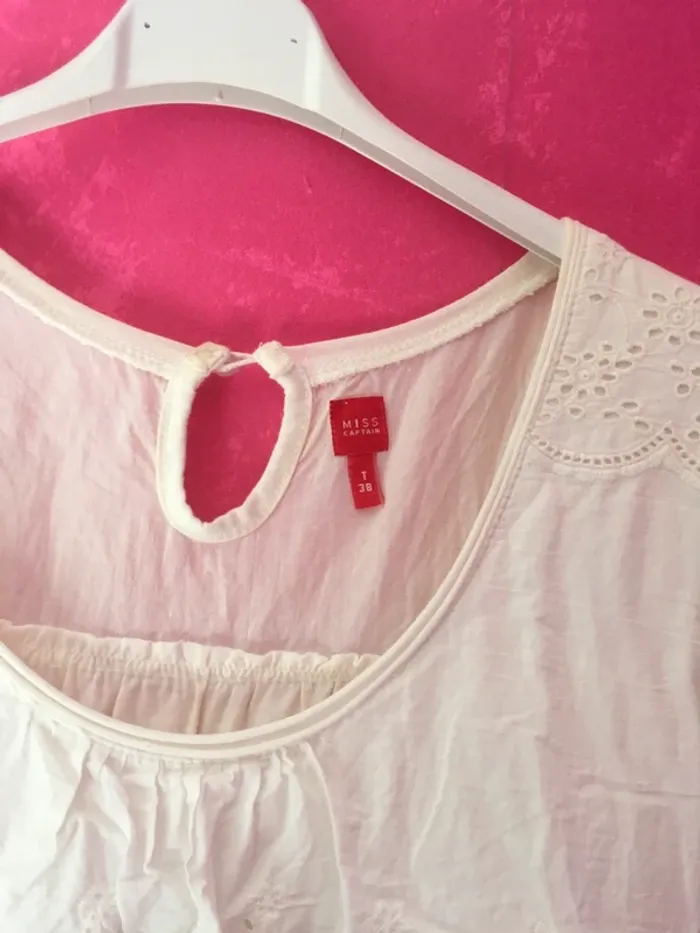 Robe blanche miss captain en 38 - photo numéro 3