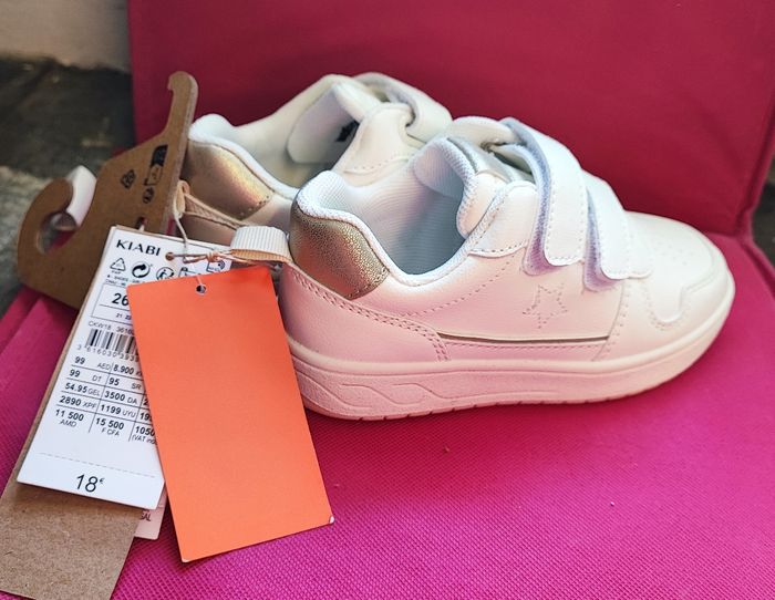 Basket fille taille 26 neuf avec étiquette 🦩 - photo numéro 2