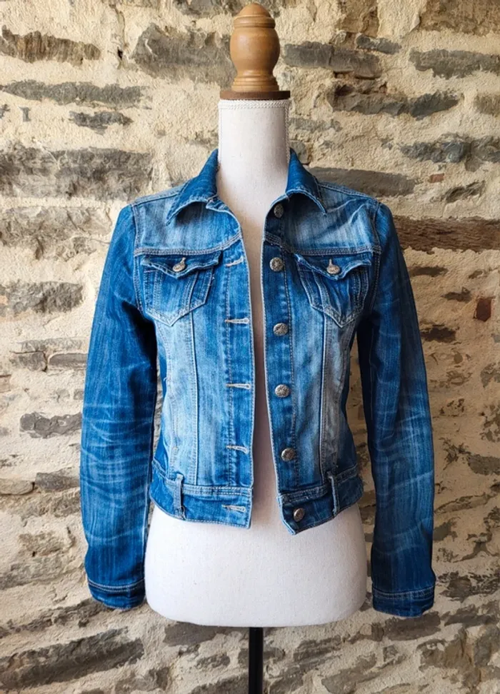 Veste en jean bleue délavée Revers Taille 34 - photo numéro 2
