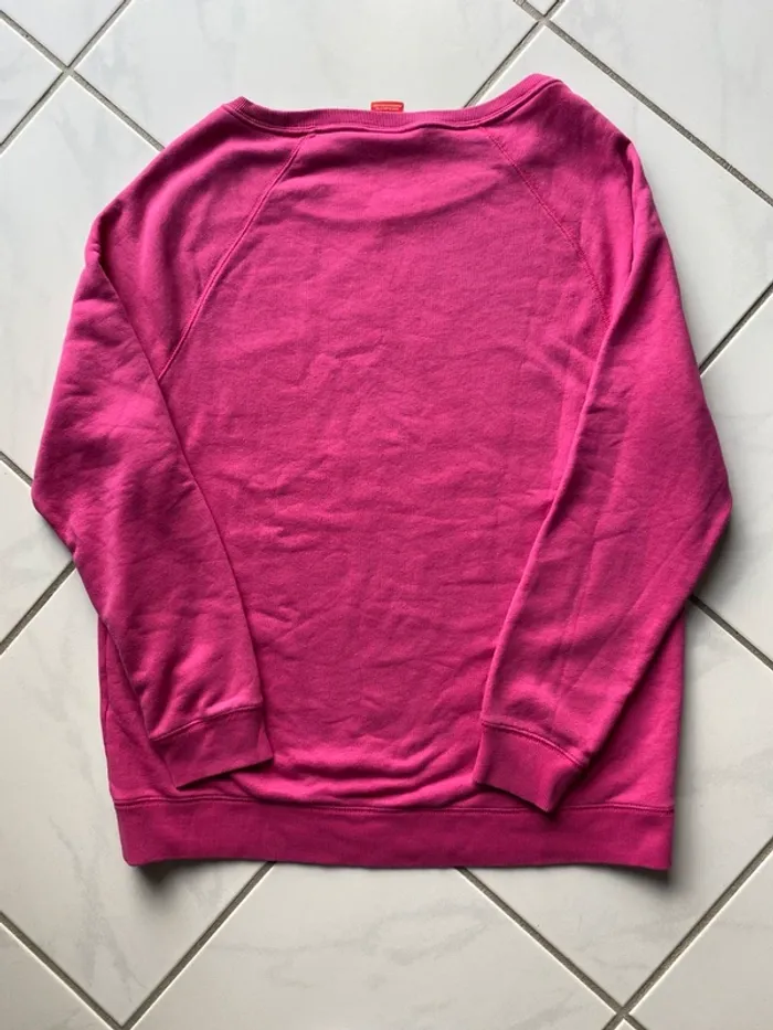 Sweat Nike femme RARE Rose fuschia Taille L Logo noir effet python - photo numéro 3