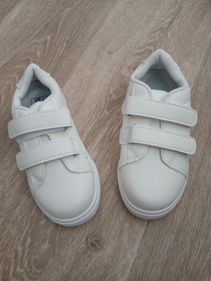 Baskets neuves Stitch petite fille - photo numéro 8