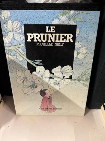 Livre Le prunier