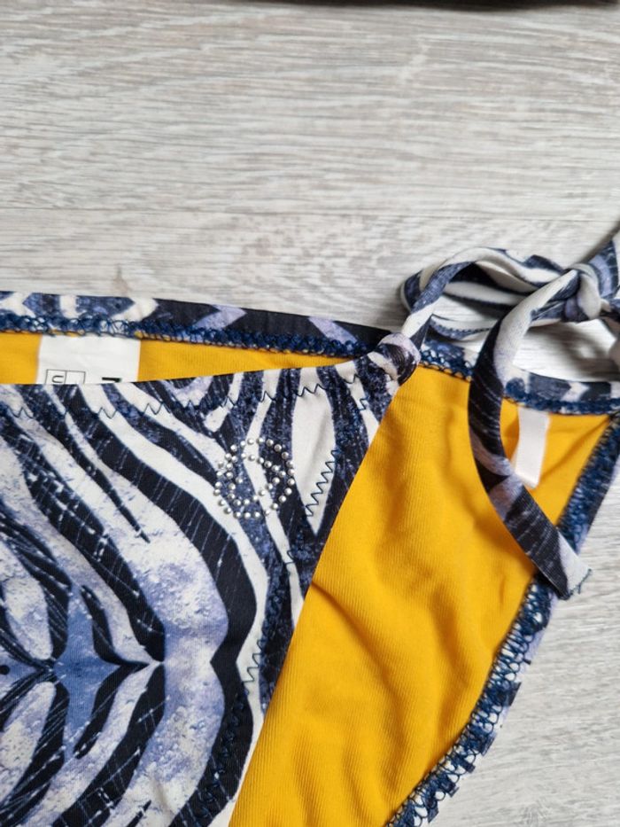 Maillot de bain bikini 2 pièces zébré bleu Morgan neuf indiqué taille 36 mais convient à un 34 - photo numéro 2