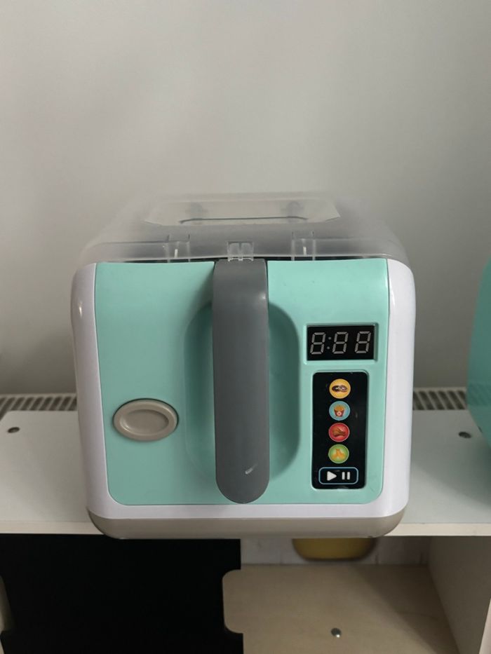 Cuisine en bois et ses accessoires - photo numéro 2