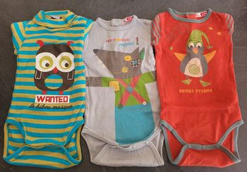 Lot de 3 bodies 6 mois