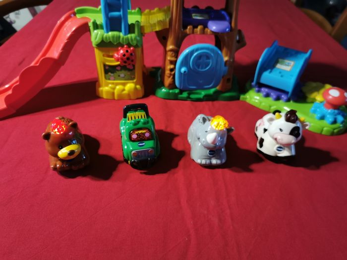 Tut tut animo, jungle parc aventure et ses animaux et  sa voiture. - photo numéro 5