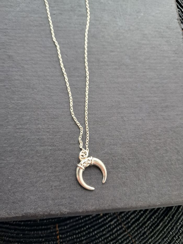 Collier lune - photo numéro 3