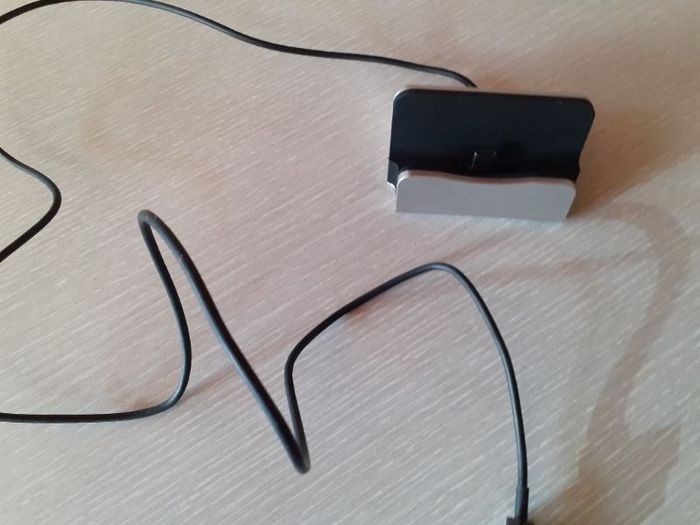 Support/chargeur téléphone