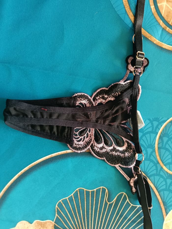 String - photo numéro 2